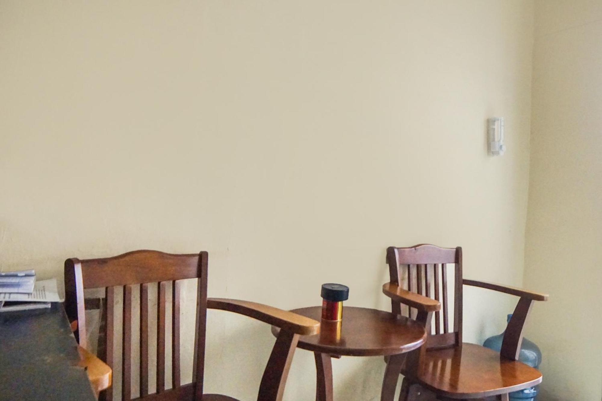 Sky Residence Cengkeh RedPartner Medan Bagian luar foto